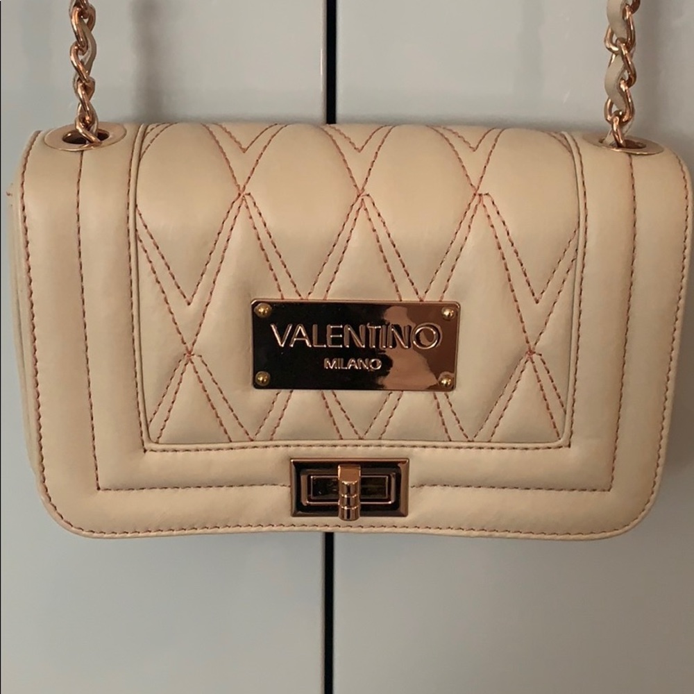 Valentino bag ! ( 100 % authentic ) - Picture 2 of 6